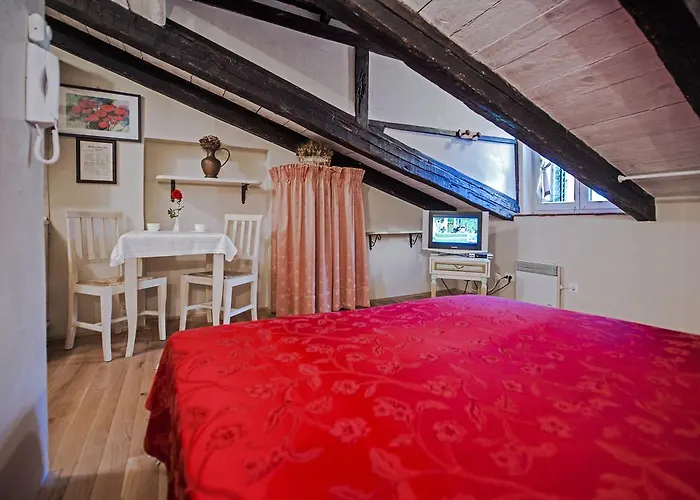 Πανσιόν Marco Polo Centro Storico