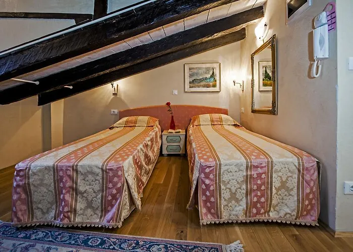 Πανσιόν Marco Polo Centro Storico 3*