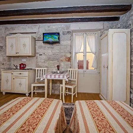 Guest house Marco Polo Centro Storico 3*
