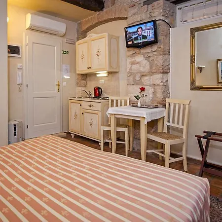 Marco Polo Centro Storico Guest house